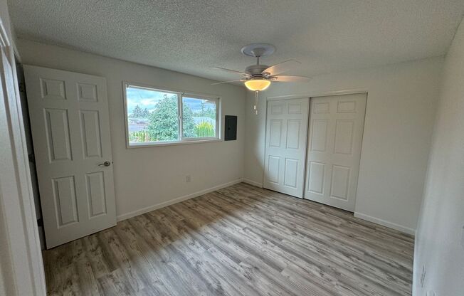 2 beds, 1 bath, 766 sqft, $1,595, Unit 31