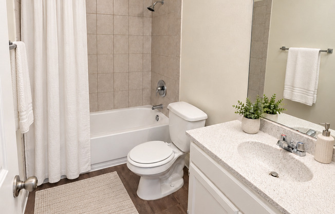 2 beds, 1 bath, 896 sqft, $2,095, Unit 017