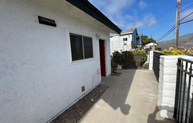 1005 La Mesa Avenue
