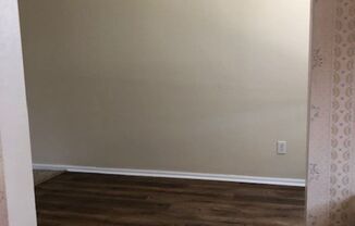 2 Bedroom unit located in Maumee School District