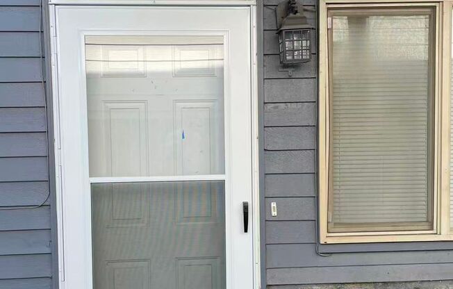 Cedar Crest Apartments