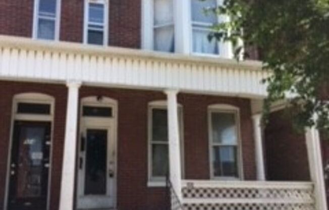 1st floor with parking-Video in pictures!