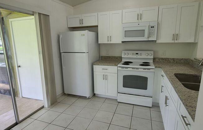 Condo in Chelsea Square, Kissimmee