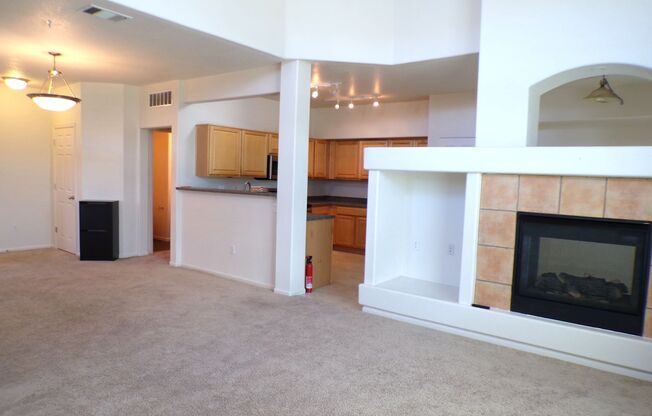 Spacious 2-Bed, 2.5-Bath Condo in Cherry Creek School District – Prime Location!