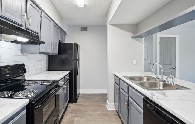 1 bed, 1 bath, 785 sqft, $1,419, Unit Y952