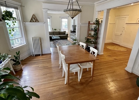 201 Rawson Rd Apt 1