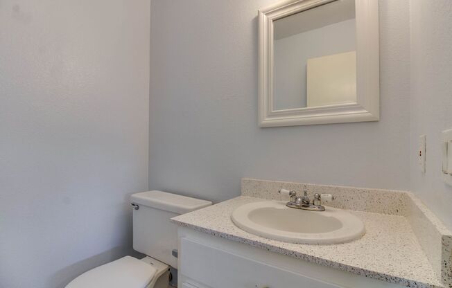 *** LIGHT & BRIGHT 3 BEDROOM 1.5 BATH HOME IN MIRA MESA READY NOW ***