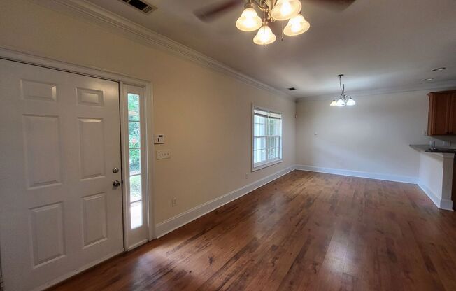 Charming 4bed/4bath Cedar Shoals Townhome!