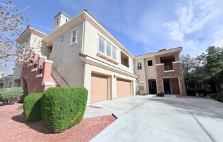 GREAT SUMMERLIN CONDO IN GATED COMMUNITY!!