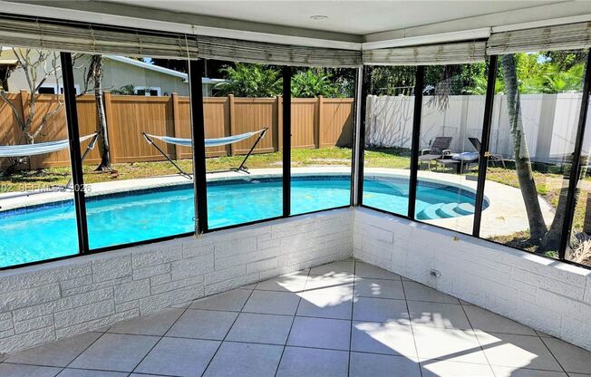 4360 NE 13TH AVE OAKLAND PARK, FL 33334