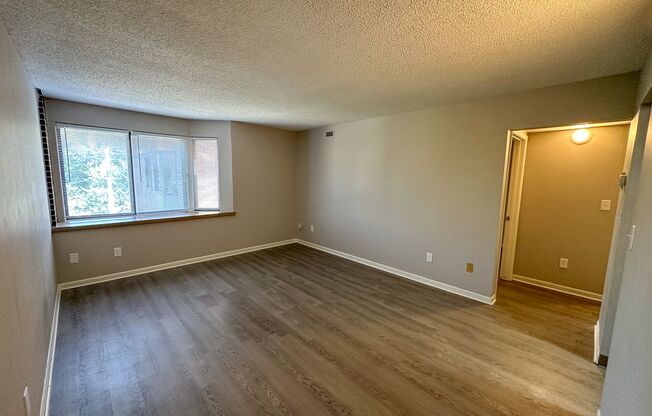 1 bed, 1 bath, $740