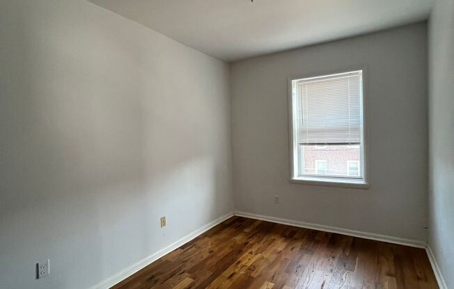 2 beds, 1 bath, $1,450