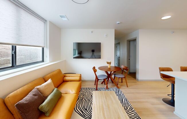 2 beds, 1 bath, 850 sqft, $1,145, Unit 1005-102 (Furnished)