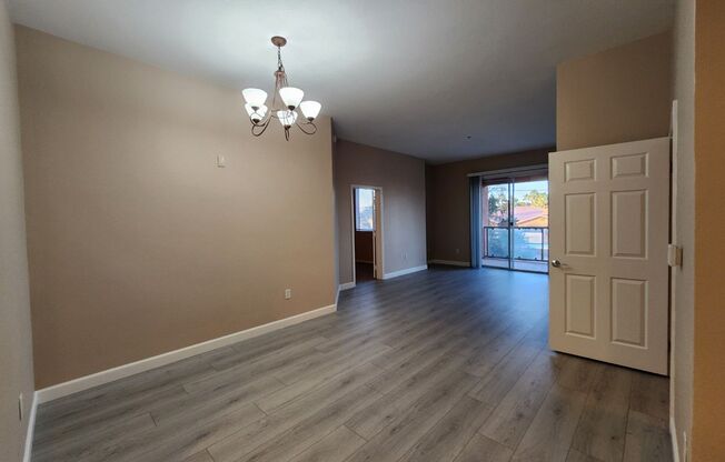 Great Park Ave Condo Unit!