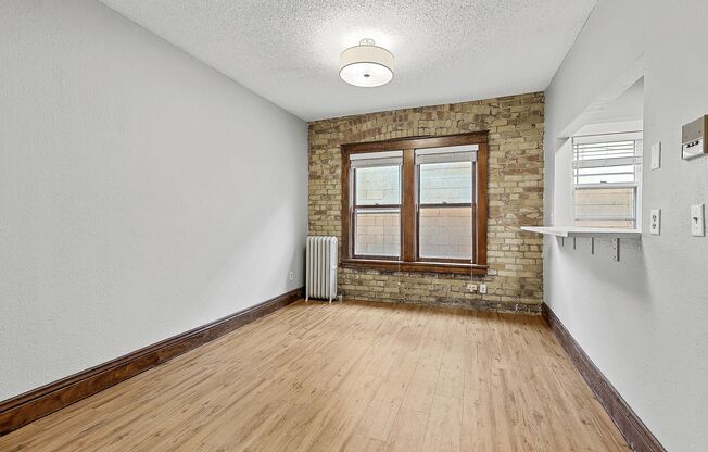 1 bed, 1 bath, 423 sqft, $865, Unit 310