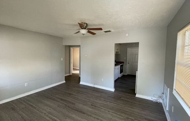 2 Bed 1 Bath Home for rent in Tampa *Available Now*