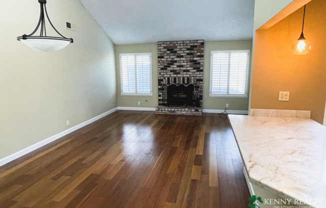 Modern Foster City 3 Bedroom Townhome with Private Yard & Complex Amenities