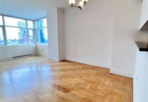 2 beds, 2 baths, 1,100 sqft, $7,500, Unit 19C