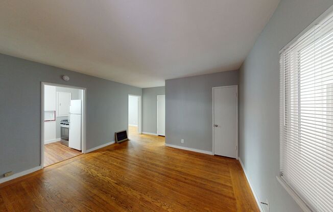 321 W Estudillo Avenue