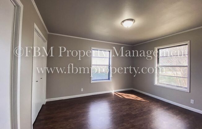 2 beds, 1.5 baths, $1,495