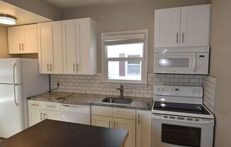 2 beds, 1 bath, $1,275