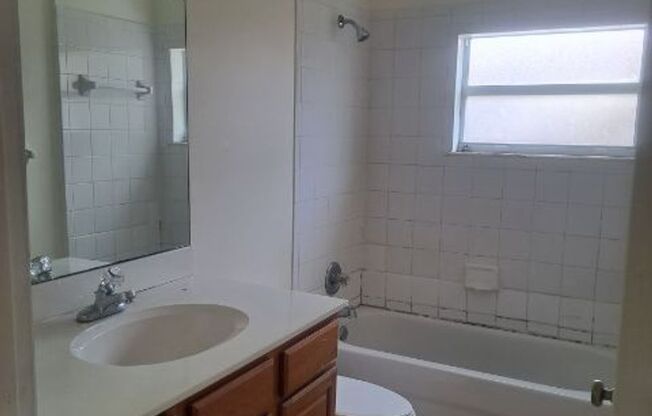 2 beds, 1 bath, $1,500