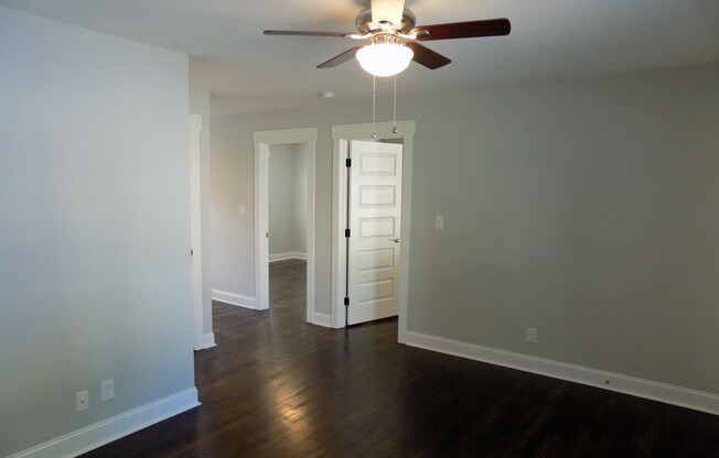 Coming Soon - Beautifully Renovated Apartment in Wilmore!