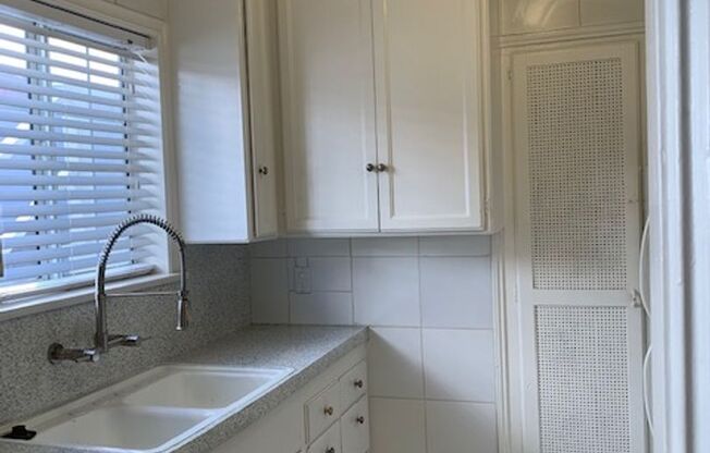 1 bed, 1 bath, $2,050