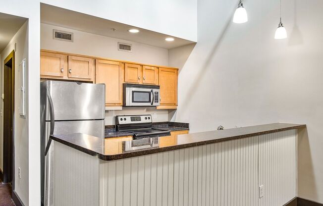 2 beds, 2 baths, 825 sqft, $1,475, Unit APT 120