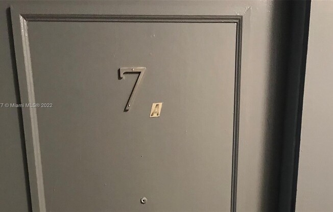 119 Menores Ave