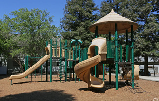 Willowbrook Apartments