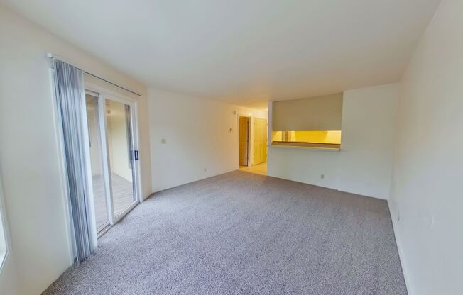 2 beds, 1 bath, $1,650, Unit 202