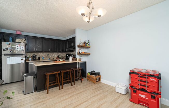 2 beds, 2 baths, $1,799