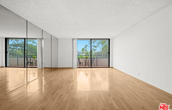 2 beds, 2 baths, 1,088 sqft, $4,600, Unit 810