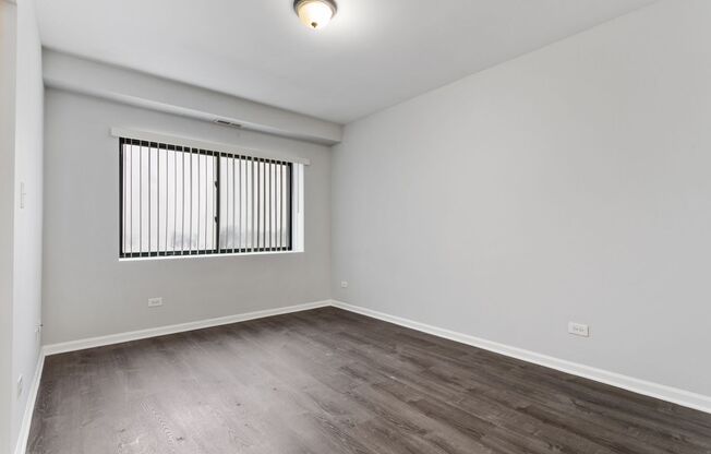 2 beds, 2 baths, 900 sqft, $2,600, Unit 511