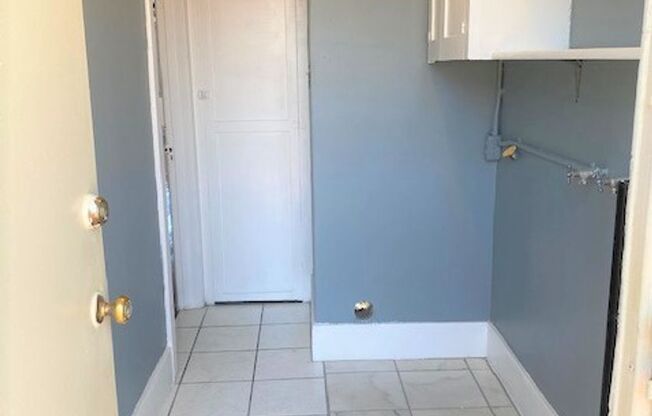 1 bed, 1 bath, $1,700, Unit 470