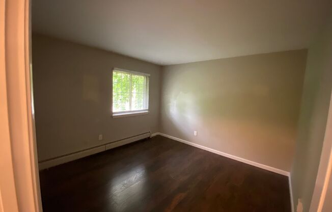 1 bed, 1 bath, 650 sqft, $1,050, Unit 23-203