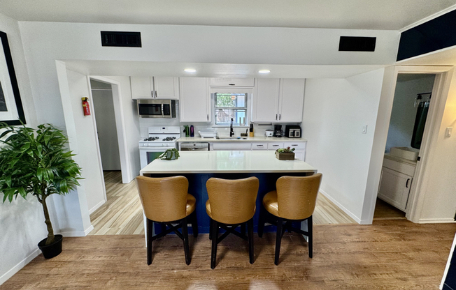 6922 BRYN MAWR DR