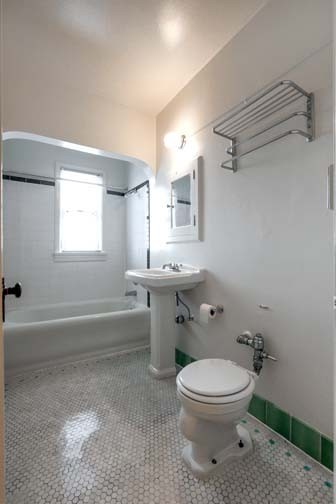 Studio, 1 bath, 545 sqft, $1,375