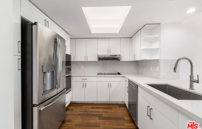 2 beds, 3 baths, 1,434 sqft, $8,000, Unit 1631