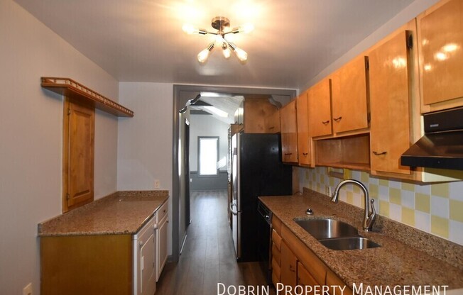 1804 APPOMATTOX ST