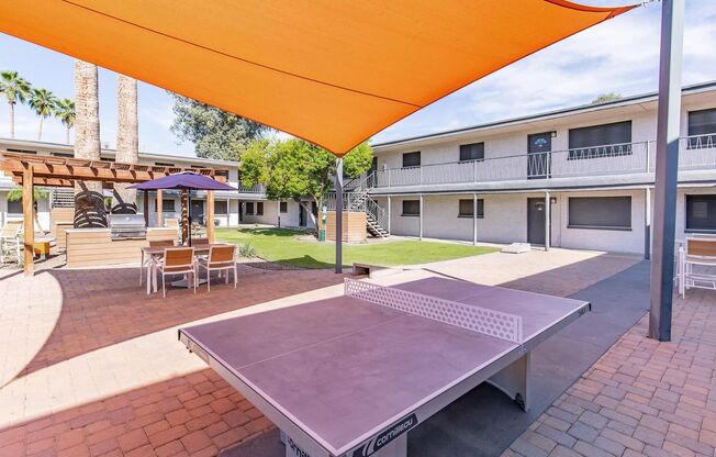 2 beds, 1 bath, 810 sqft, $1,195, Unit 17