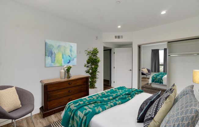3 beds, 2 baths, 1,345 sqft, $3,245, Unit 504