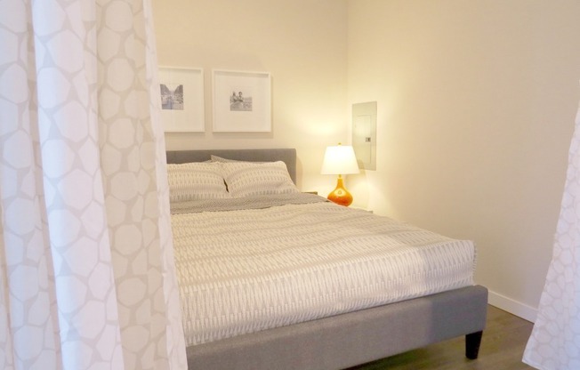 1 bed, 1 bath, 566 sqft, $1,475, Unit 405
