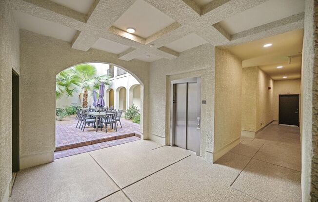 2 beds, 2 baths, $2,100