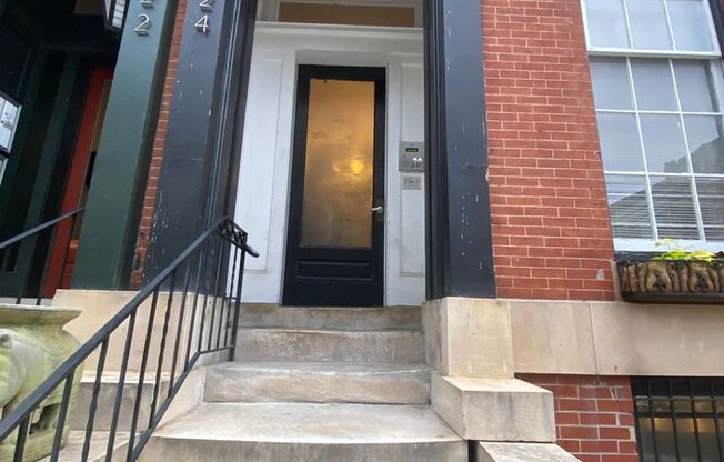 24 East Madison Street - 4162