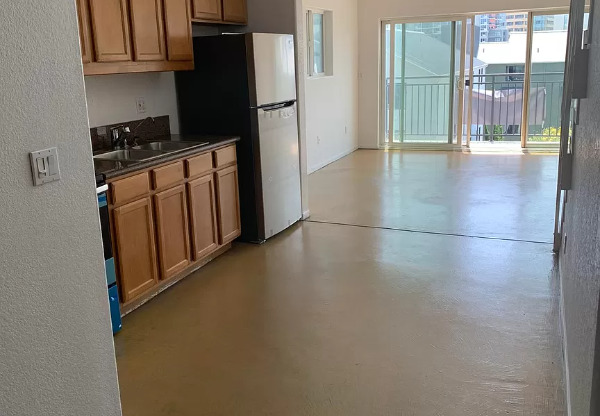 1 bed, 1.5 baths, 1,200 sqft, $2,995