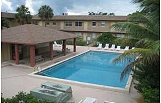 Large one bedroom Apartment with Central Air, Gated Community, and Pool