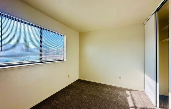 1 bed, 1 bath, 400 sqft, $1,475, Unit Unit 09