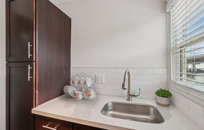 Studio, 1 bath, 441 sqft, $999, Unit 135